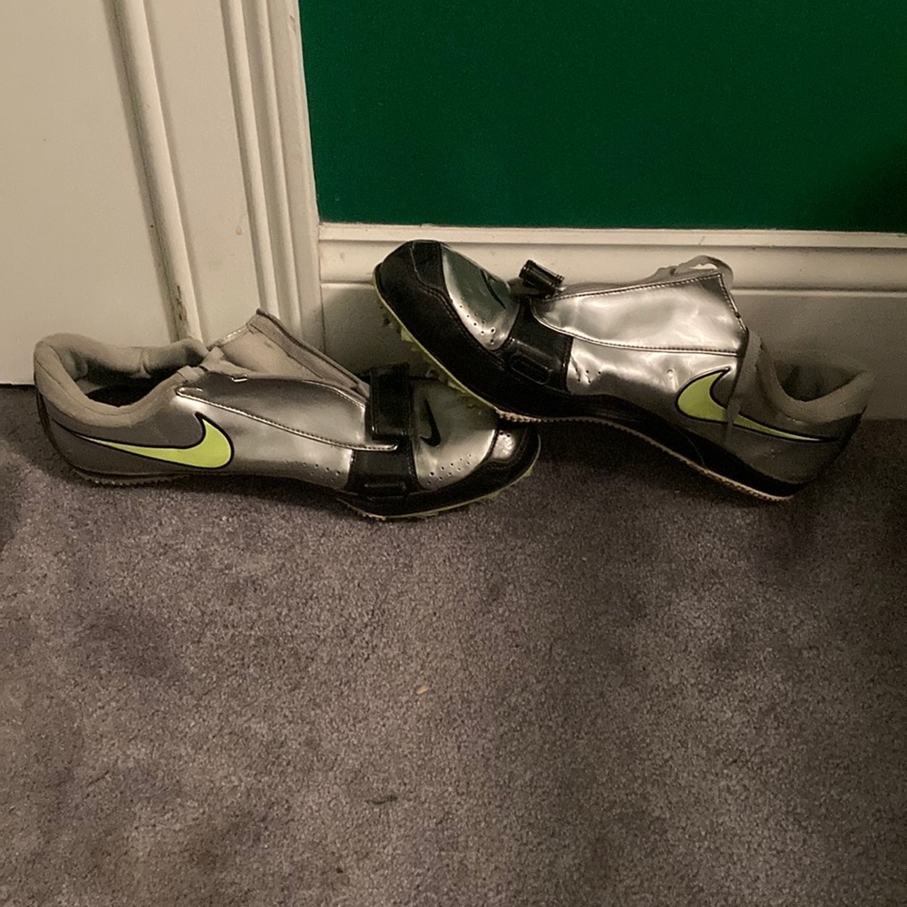 Nike Track/Jumper Shoes